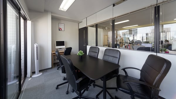 オフィスデザイン レイアウト事例集 カスタムメディア株式会社 Ikea 公式 Ikea