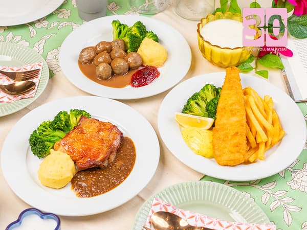  8pcs meatballs, fish & chips or chicken chop 