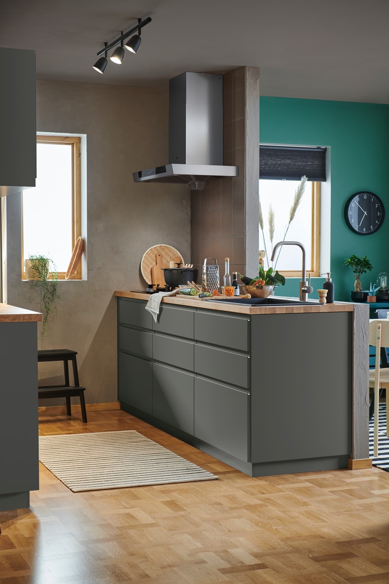 A modern and sleek home kitchen with VOXTORP IKEA IKEA Singapore