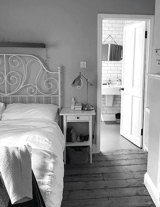 A bedroom before and after a complete transformation in decoration and storage.