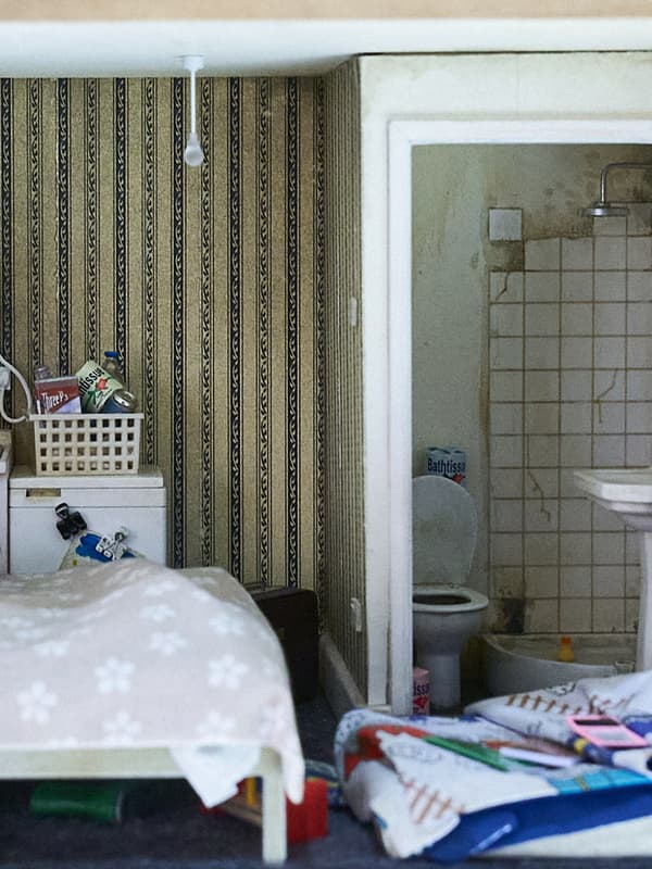A bedroom with en-suite bathroom 