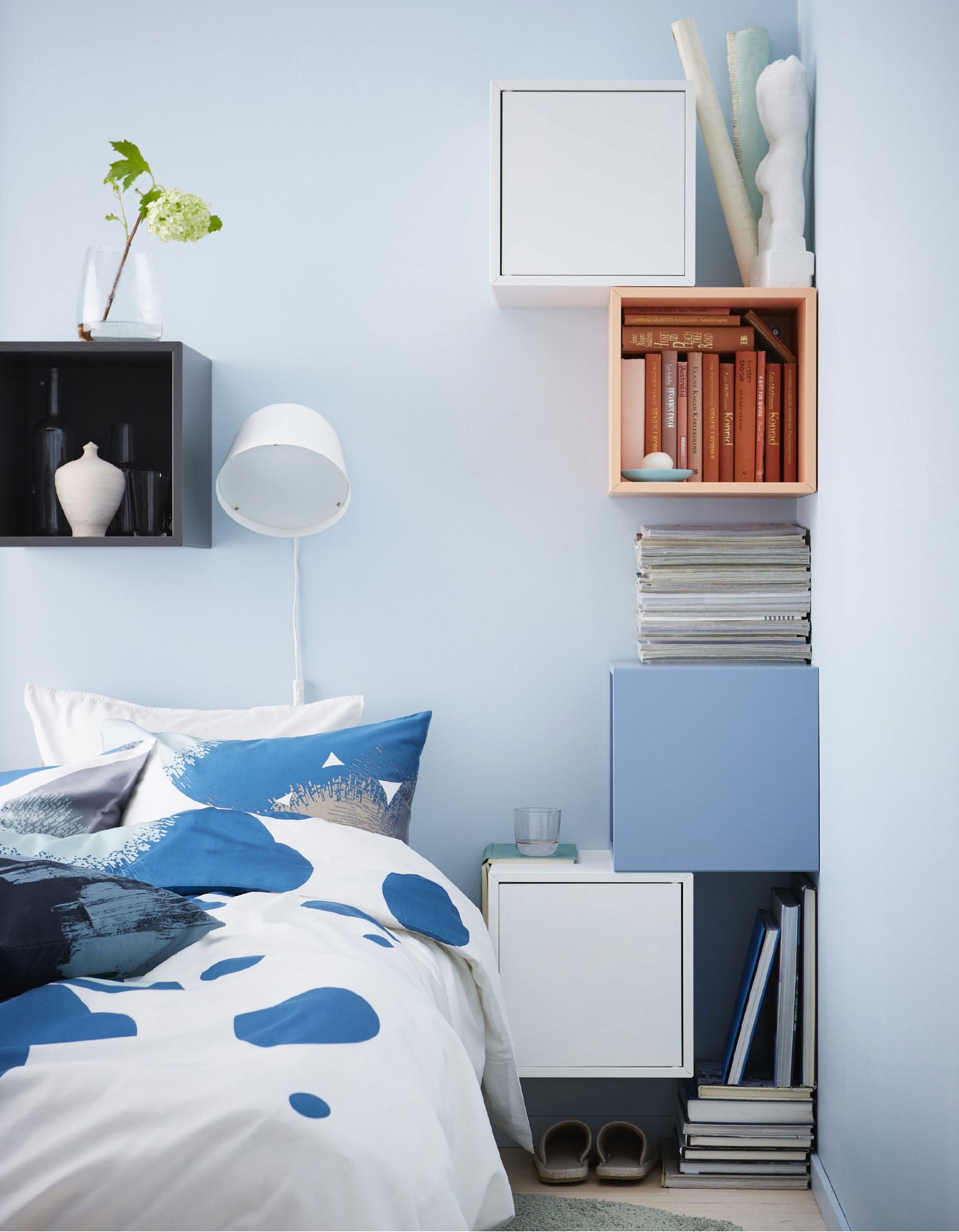 DIY ideas to create a bedside table - IKEA Spain