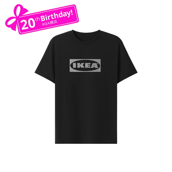 A black AURTIENDE t-shirt in the NA