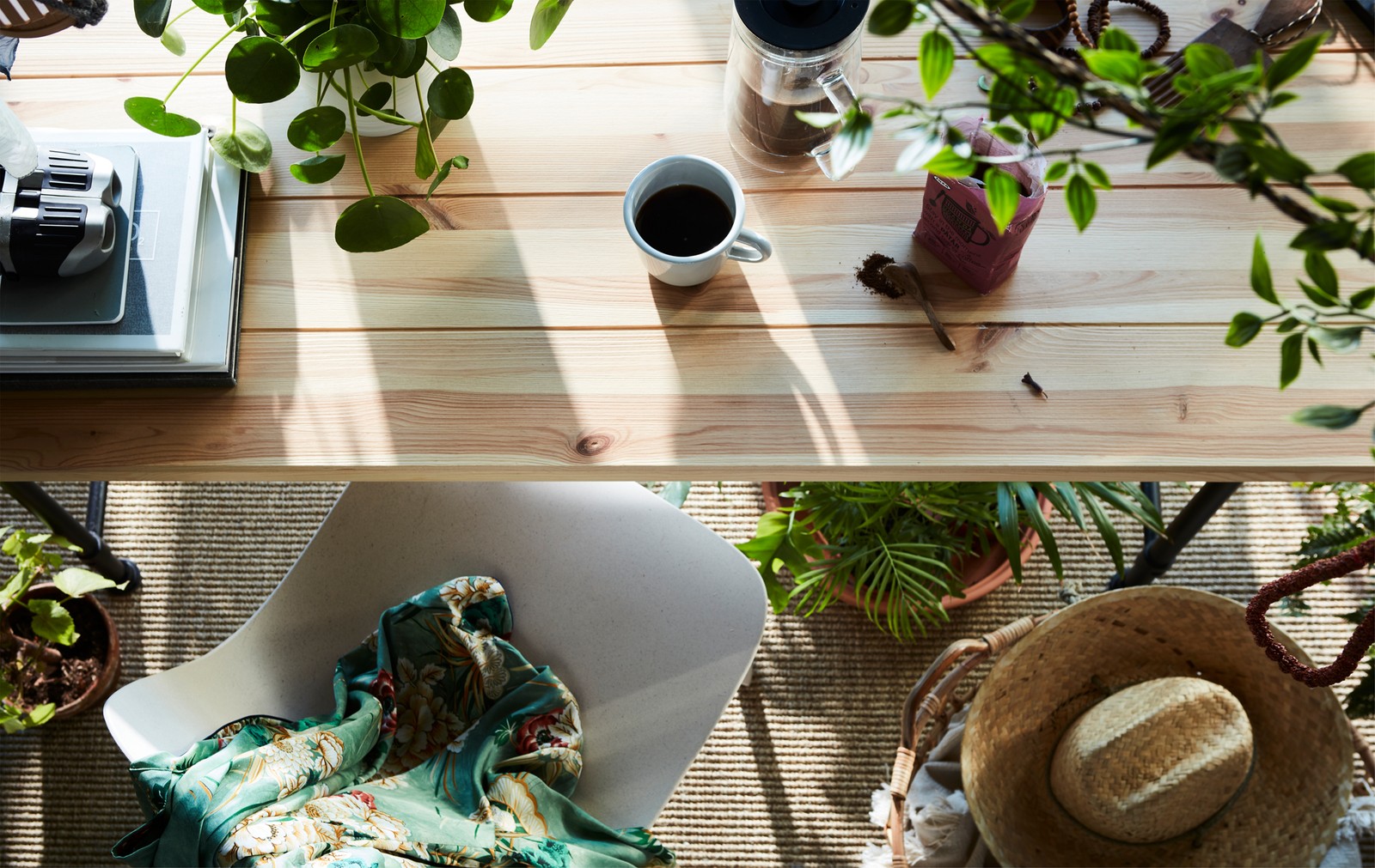 Discover 5 smart room dividers for your small spaces in Singapore