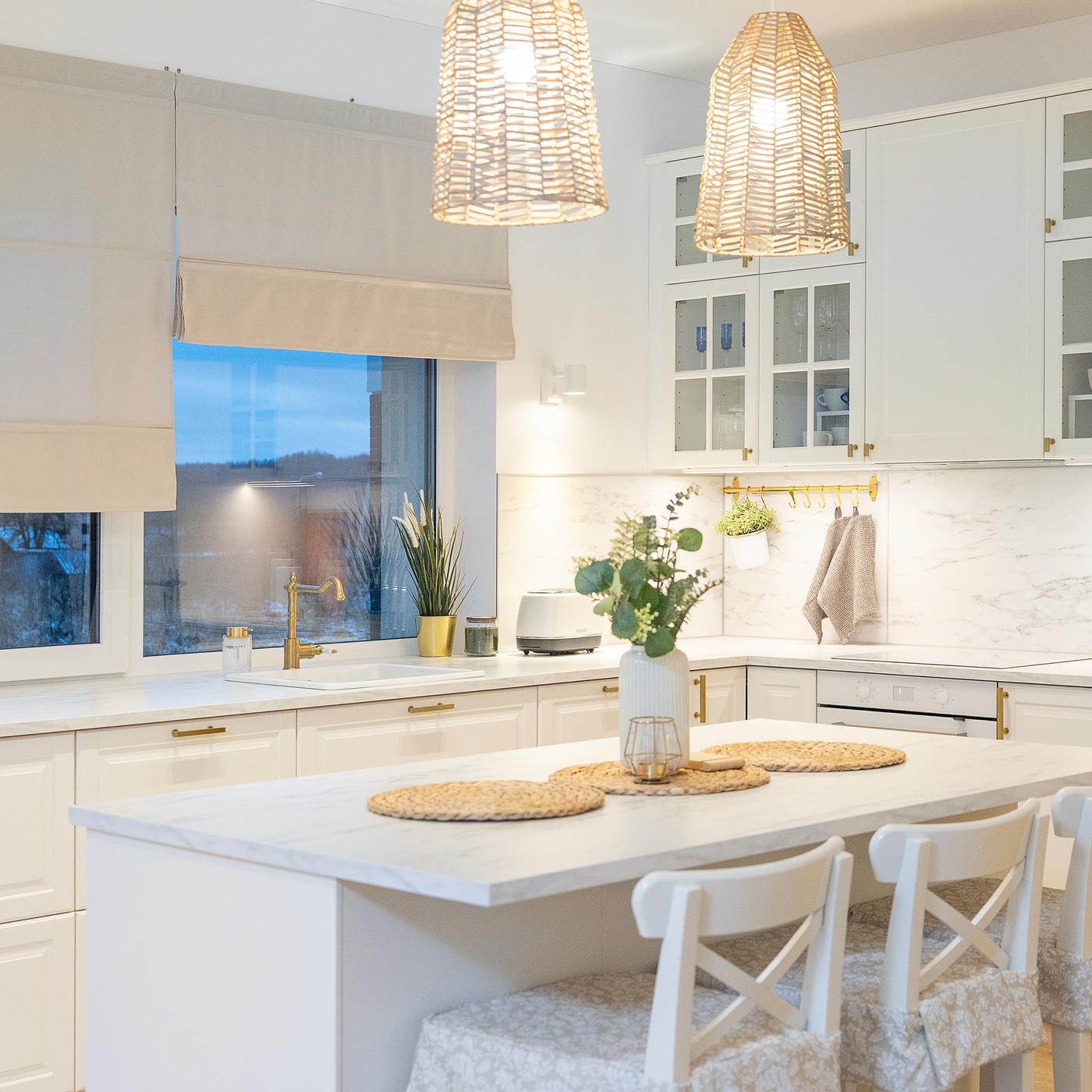 A carousel of home makeovers showcasing transformations in bedrooms, kitchens and living rooms.