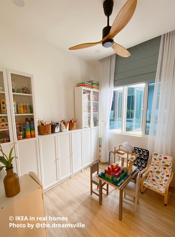 A children's room setting with a variation of BILLY bookcases in white are being utilise as storage space. IKEA in real homes Photo by @the.dreamsville.