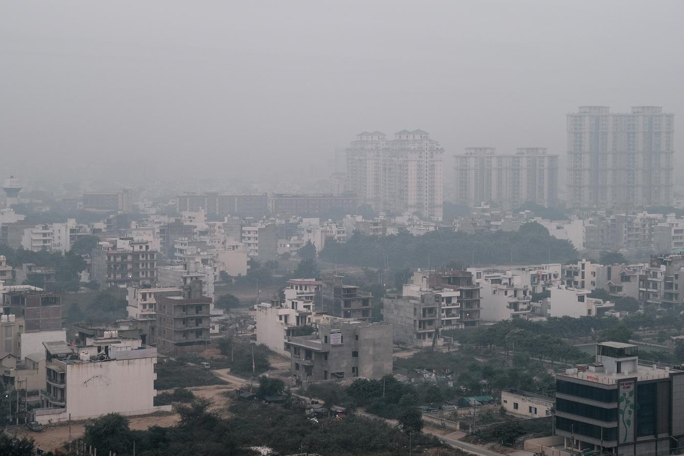 A city shrouded in pollution