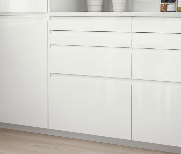 High-Gloss White Kitchen With Integrated Handles - IKEA