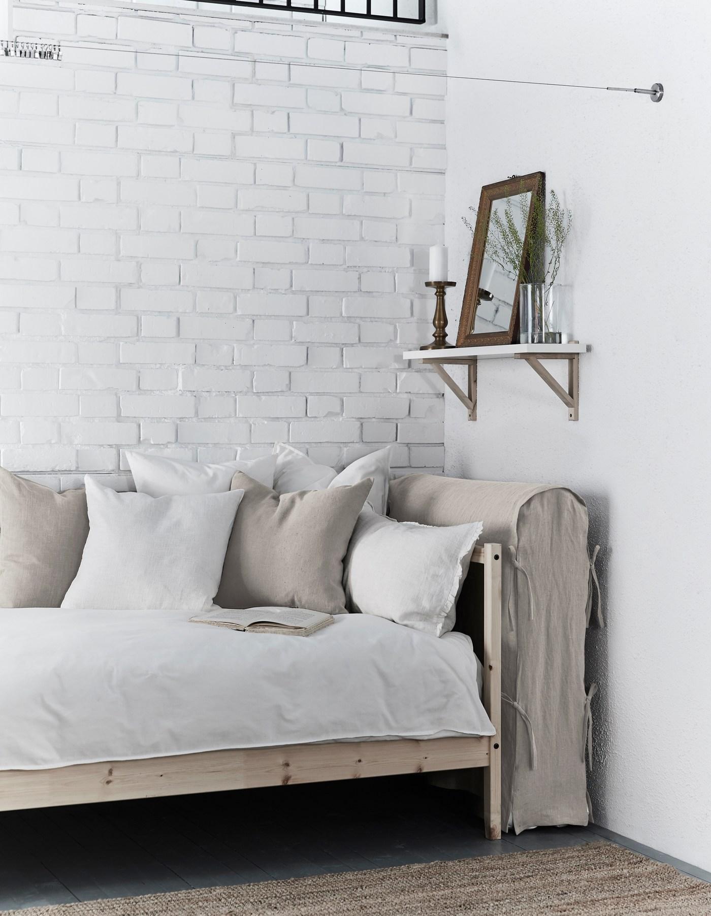 Make space for overnight guests IKEA