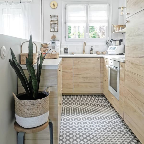 A fresh, Scandinavian METOD kitchen with ASKERSUND fronts