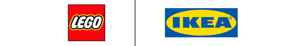 A LEGO logója és az IKEA logója egymás mellett egy fekete függőleges vonallal elválasztva.
