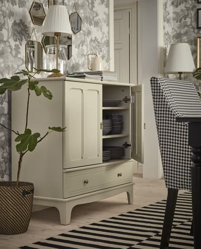 A personalized and guest-friendly dining room - IKEA