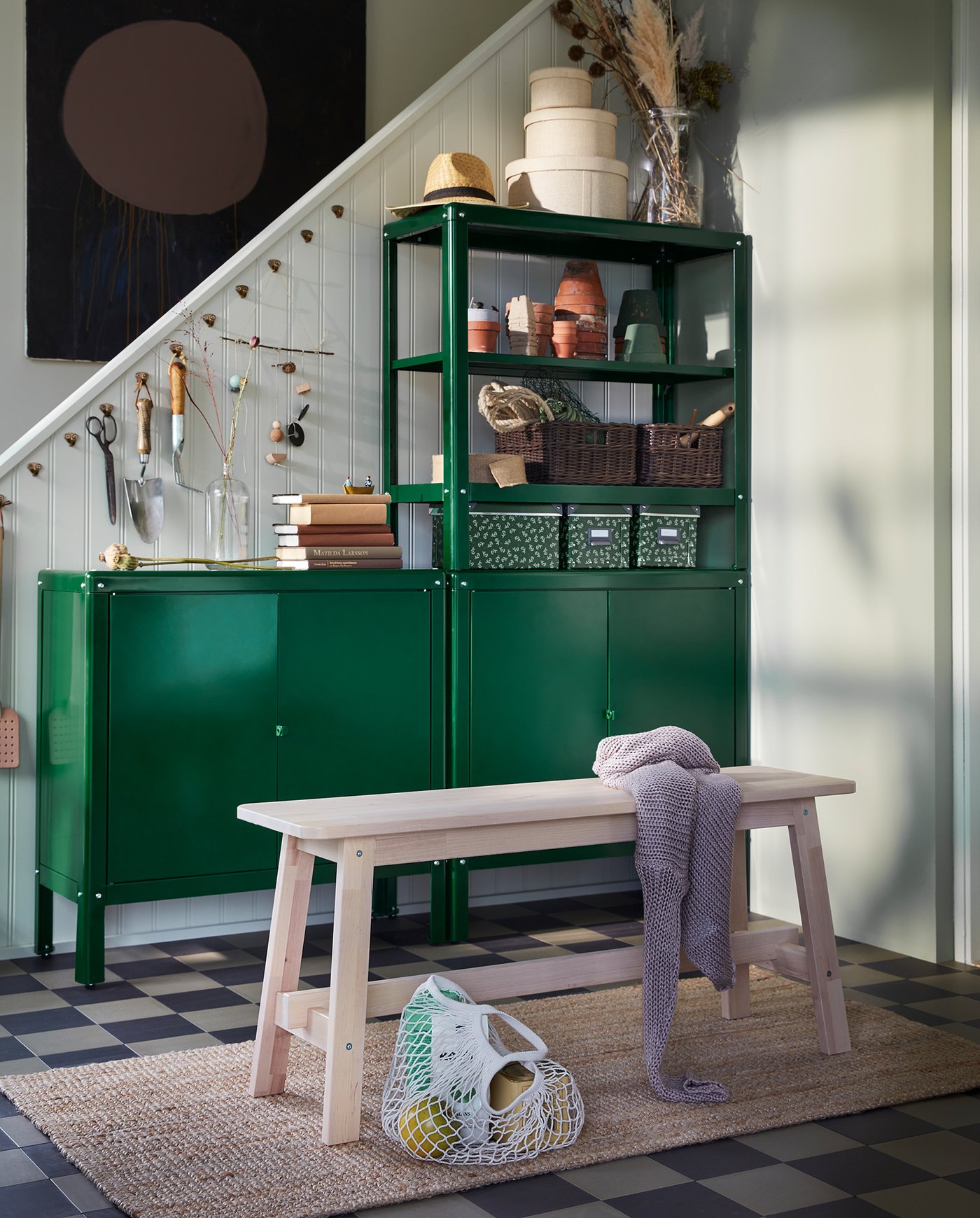 A hallway with room for everything, and everyone - IKEA