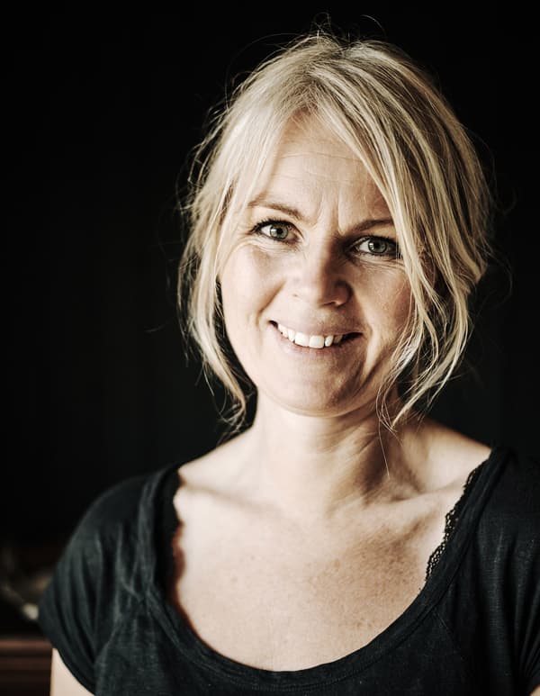 A portrait of Annika, a Swedish pottery artist and home owner.