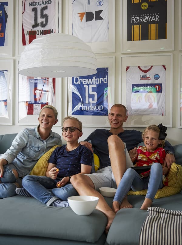 A portrait of Pia’s family.