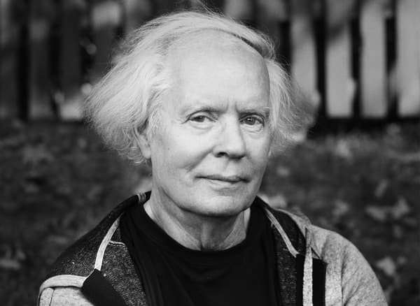 A portrait of Ulf Stark.