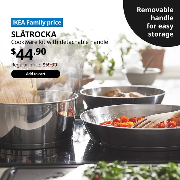 A set of SLÄTROCKA cookware with detachable handle in a kitchen room setting. A blue tag with white text that reads 