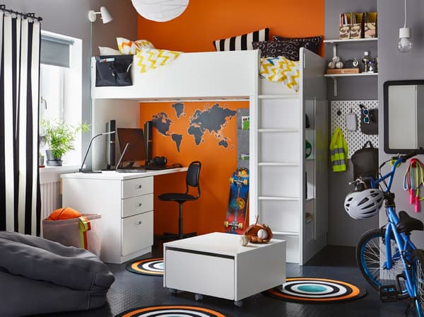 A small bedroom for a big dreamer