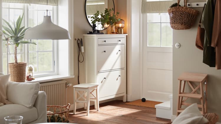 Hallway Design Ideas Gallery - IKEA CA