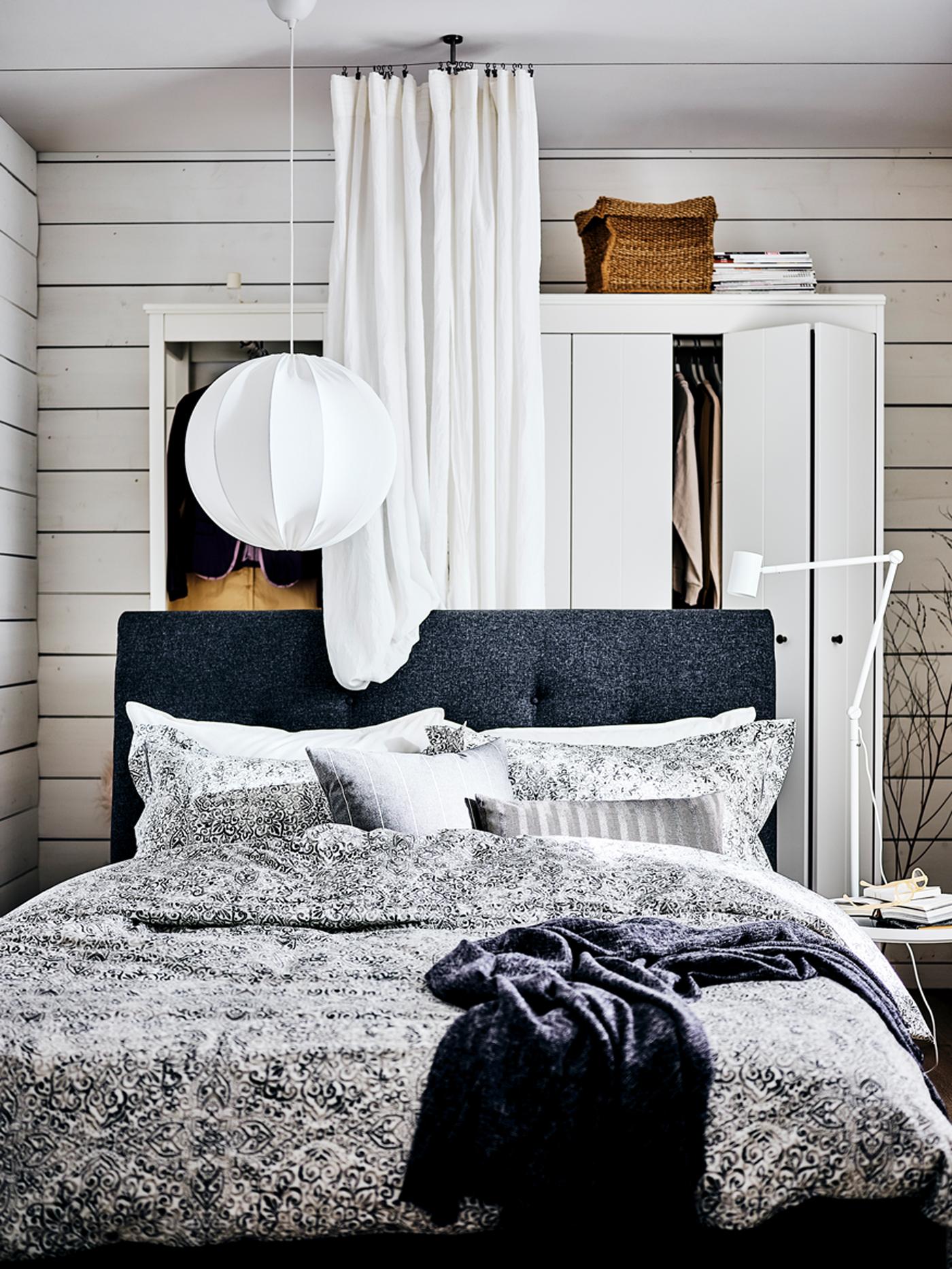 A step-by-step guide on how to plan and decorate a bedroom.