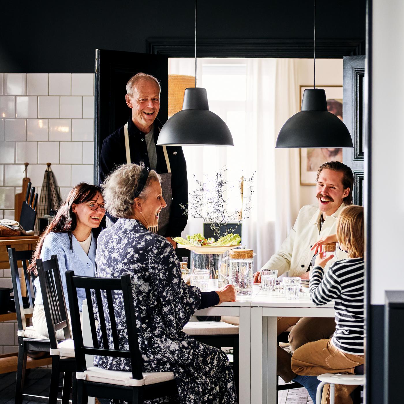 A story about a multigenerational home for food lovers.
