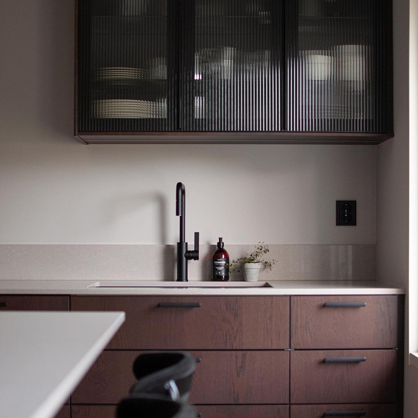 A striking METOD kitchen with SINARP fronts