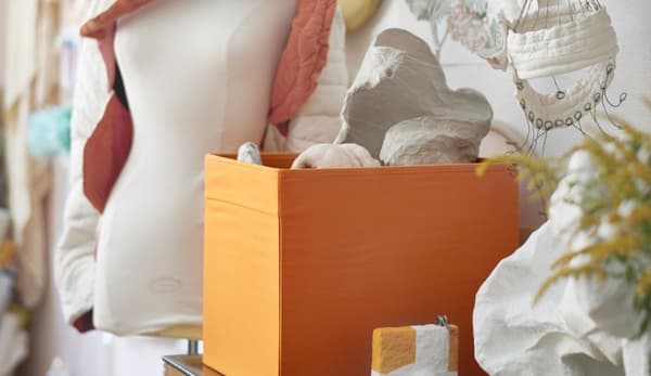 A tidy home — Guide to organising wardrobes