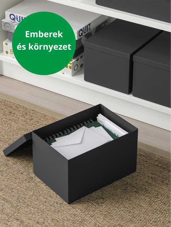 A TJENA magazinállványok ezért újrahasznosított papírból készülnek.