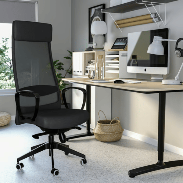 A Vissle dark grey MARKUS office chair