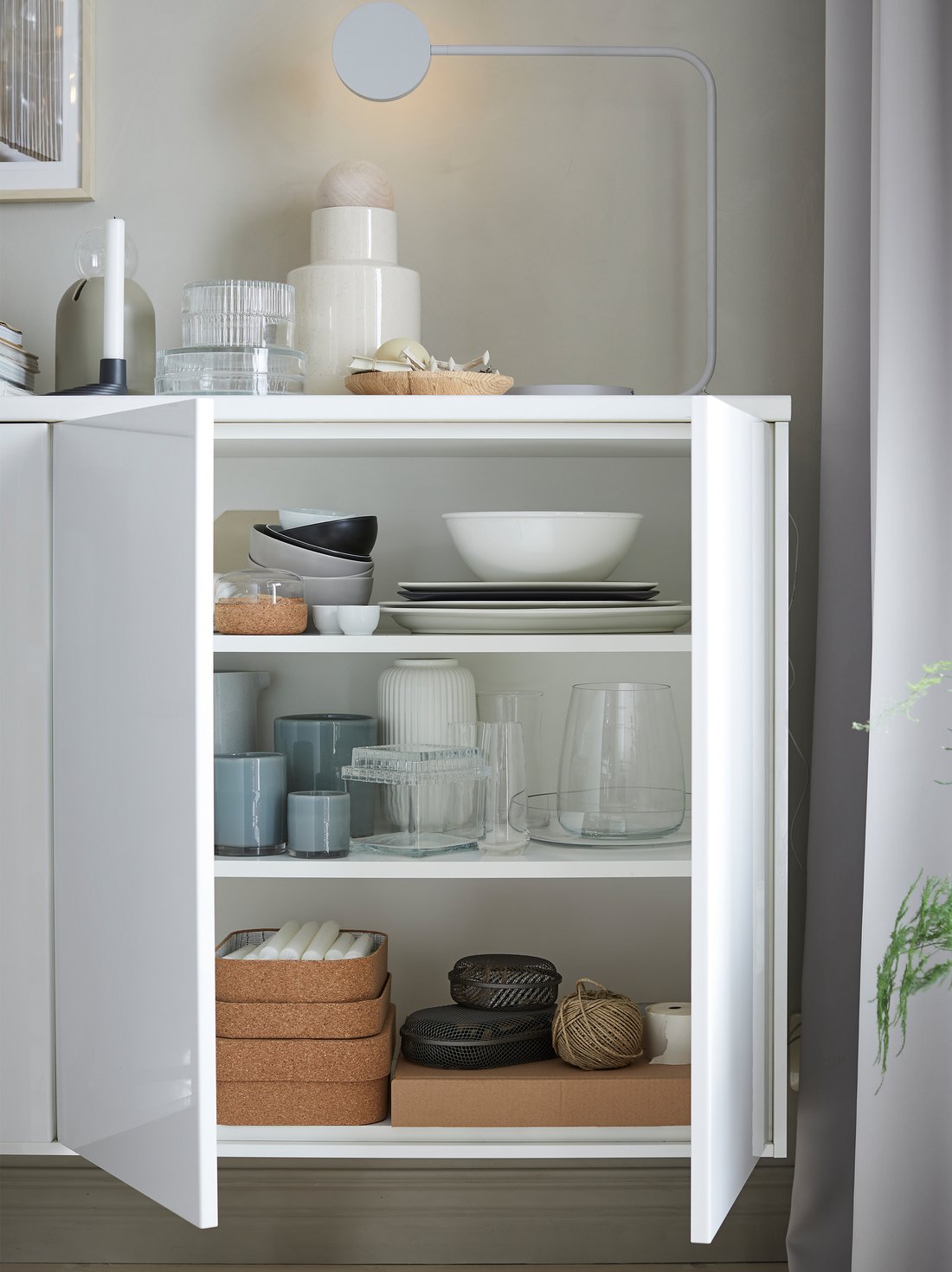 Glossy and smooth RINGHULT highgloss white kitchen IKEA