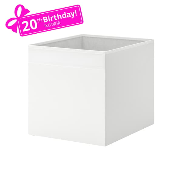 A white DRÖNA box in the NA