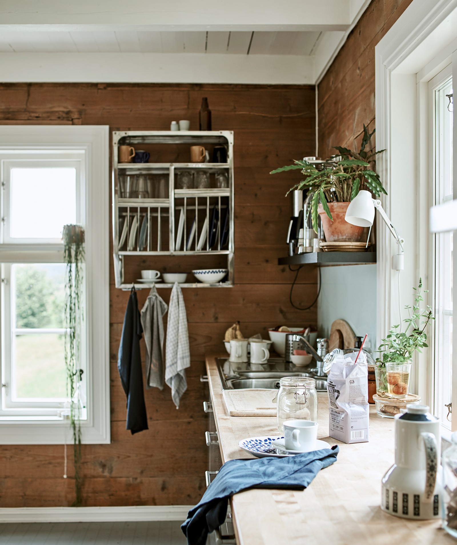 A city couple make an old farmhouse their happy home - IKEA