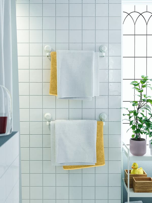 accessories with suction cups to free up bathroom space