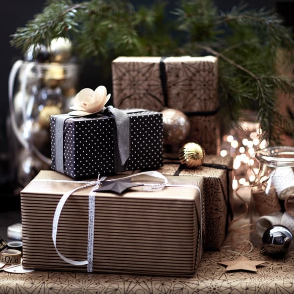 Adornos de Nadal para envolver agasallos de Pai Nadal