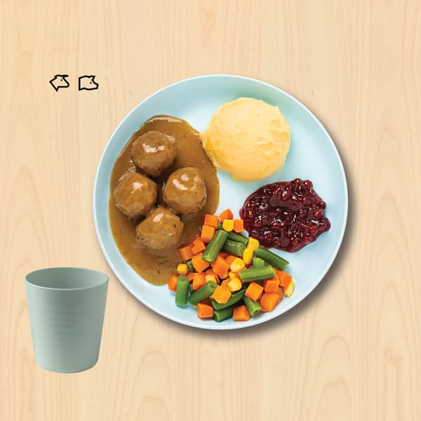 Albóndigas de carne porción infantil
$69
Con puré de papa, mermelada de arándano sueco y vegetales.

Incluye refresco de refill.
