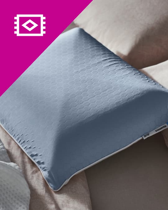 Almohadas y ropa de cama IKEA para una cama preparada para el invierno.