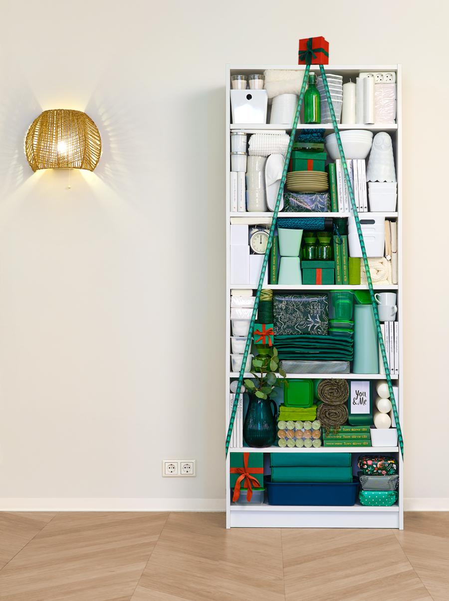 Alternative Christmas tree in a bookcase