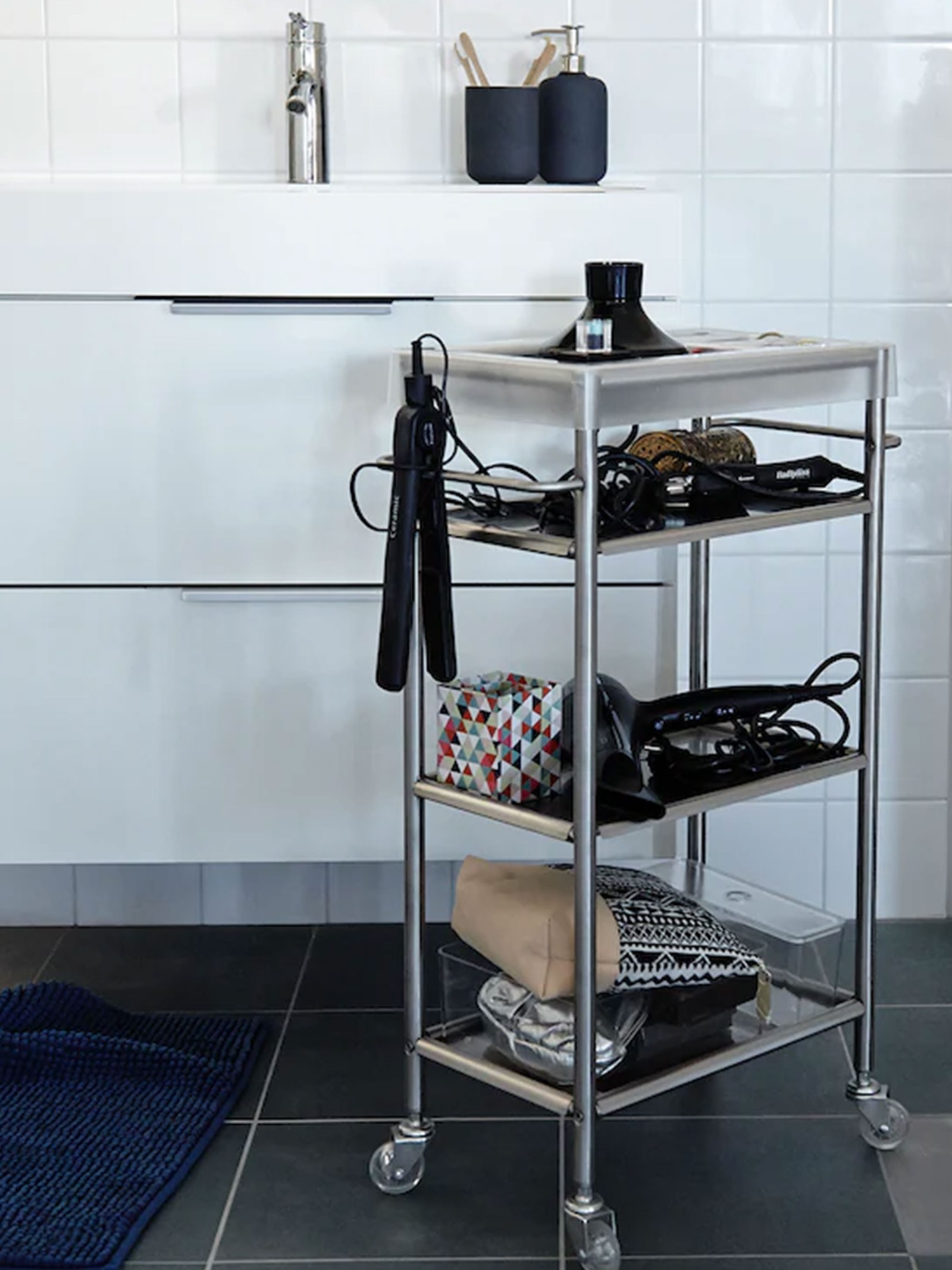 Storage hacks for a small bathroom - IKEA
