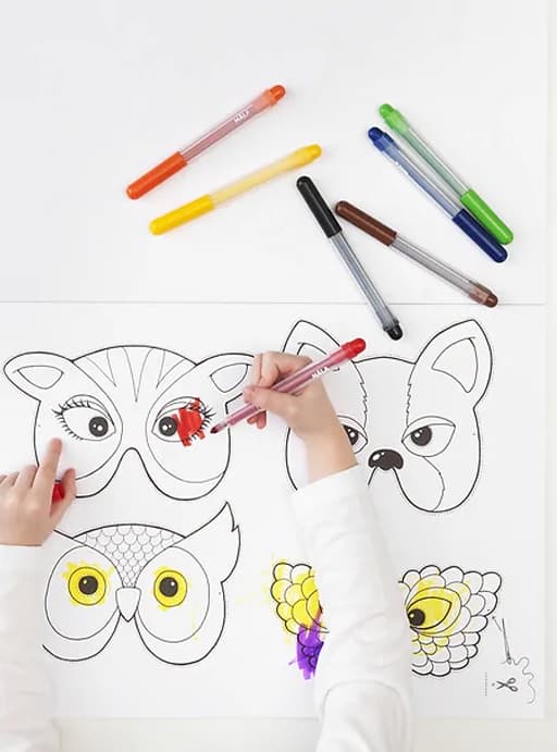 An illustration from the IKEA children’s book The Owl Goes on Holiday