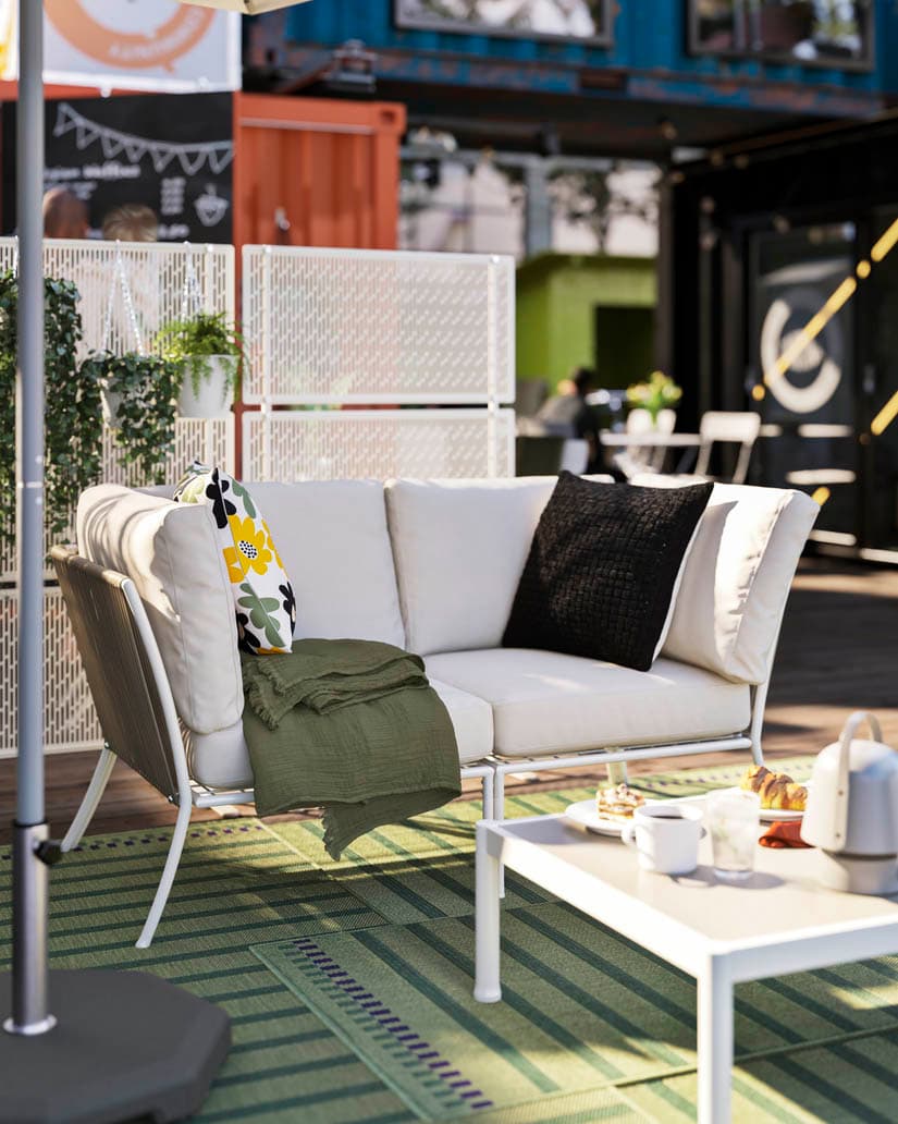 An indoor kitchen with a glimmer of sun coming in from the side.