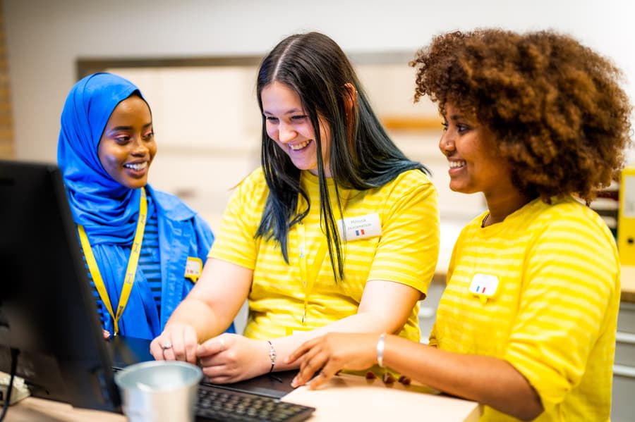 IKEA jobs come work with us IKEA Switzerland