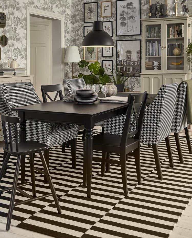 غرفة طعام مخصصة تلائم الضيوف IKEA غرفة طعام مخصصة تلائم الضيوف IKEA