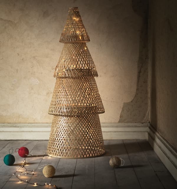 Árbore de Nadal dourada 