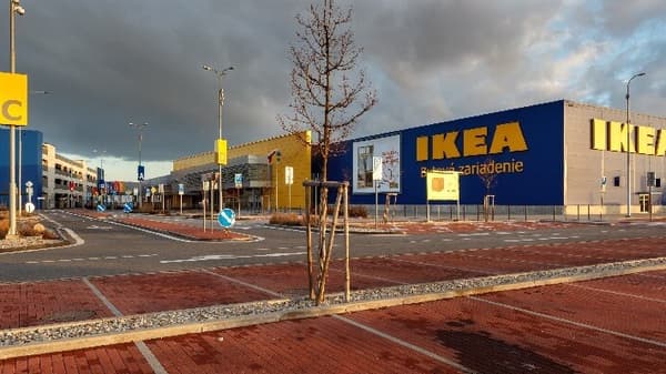 Areál obchodného domu IKEA Bratislava.
