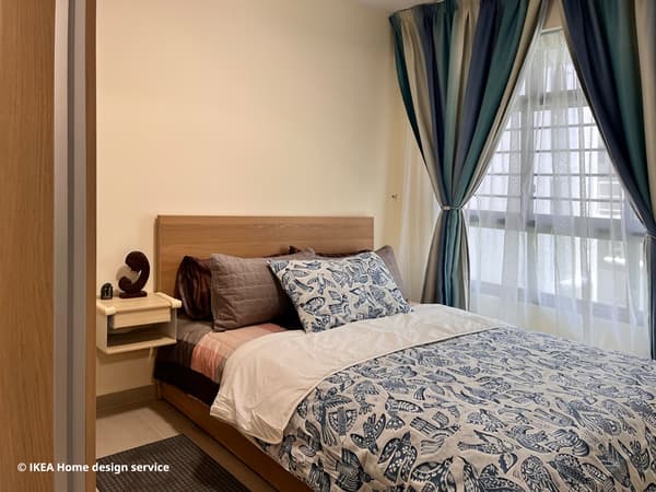 Aunty D's master bedroom