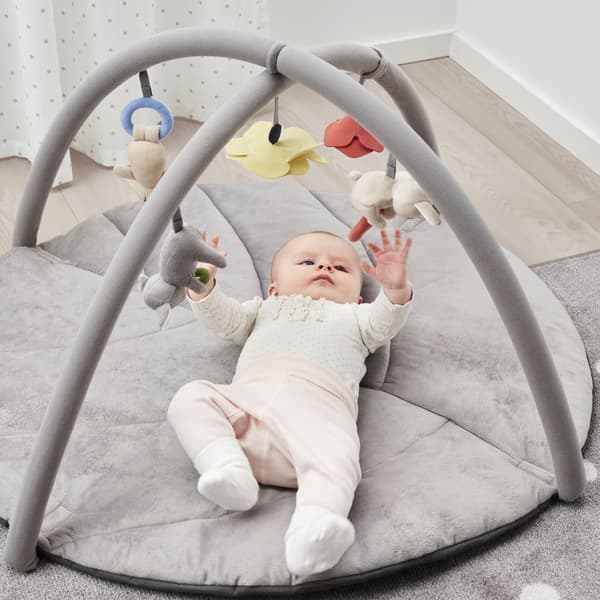 Baby gifts for new parents