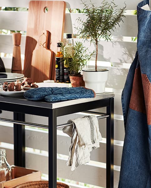 barbecues and outdoor worktops for terrace dining