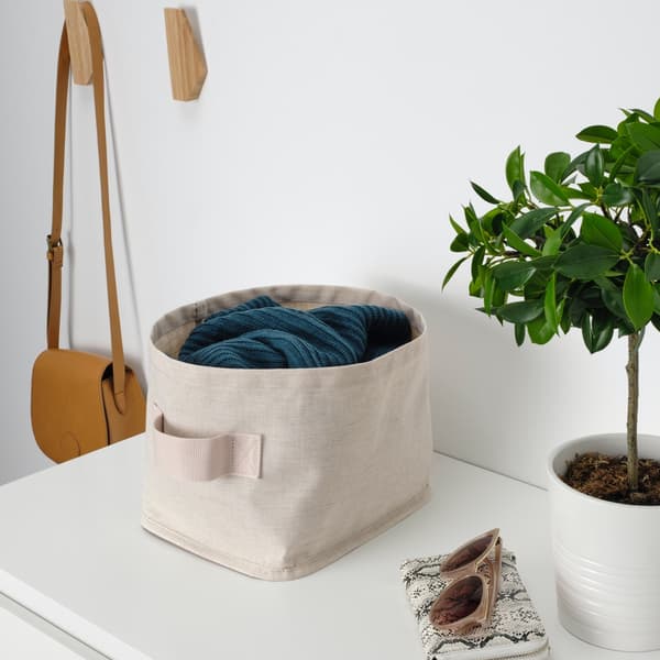 Basket to organise dresser