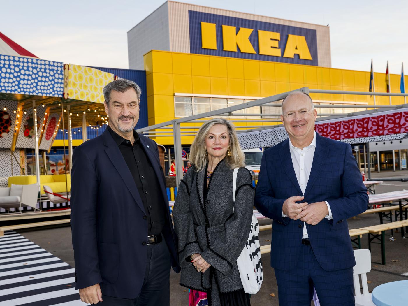 Bayerns Ministerpräsident Dr. Markus Söder und Schwedens Botschafterin Veronika Wand-Danielsson zu Besuch beim Jubiläumsevent von IKEA Deutschland und gratulieren IKEA und Herrn Walter Kadnar, CEO & CSO IKEA Deutschland, zum Geburtstag.