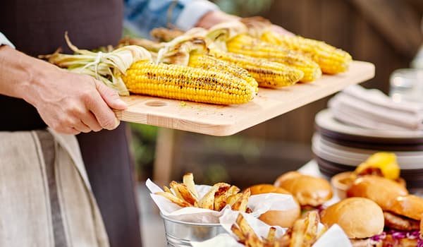 BBQ und Grillparty vorbereiten
